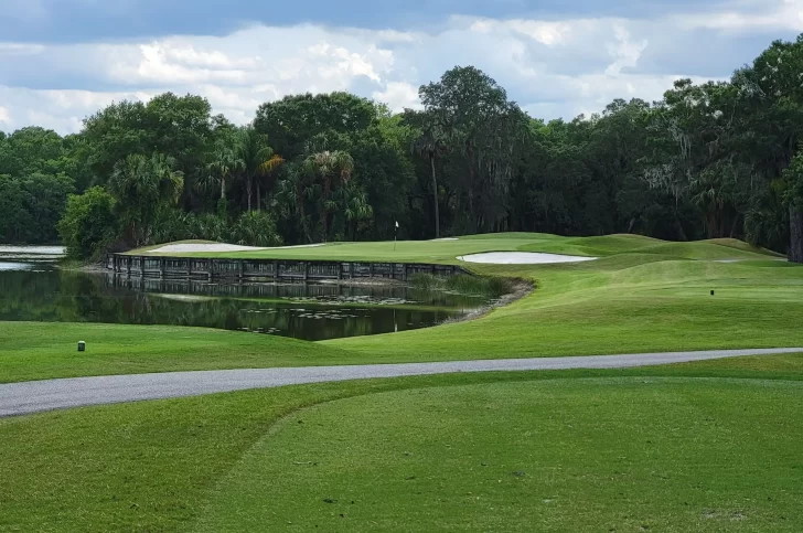 Tampa Palms Country Club